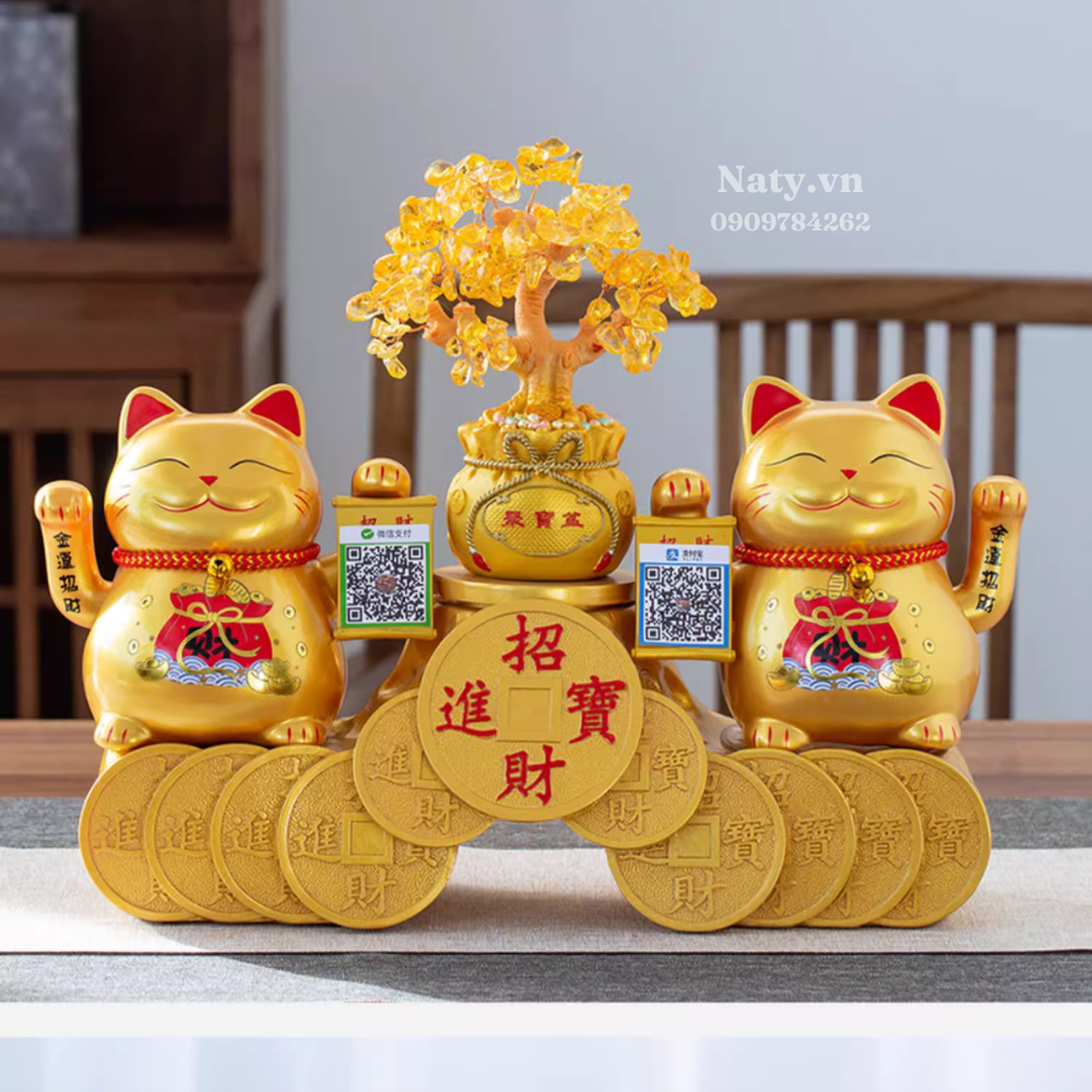 con mèo vẫy tay